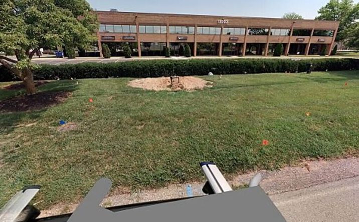 Pictures of Office property located at 11003 Bluegrass Pkwy, Louisville, KY 40299 for lease - image #1