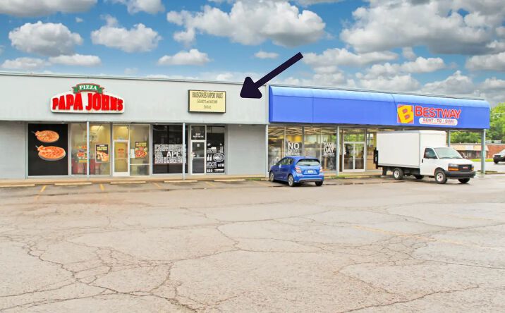 Pictures of Retail, Office property located at 1960 N Dixie Blvd, Radcliff, KY 40160 for lease - image #1