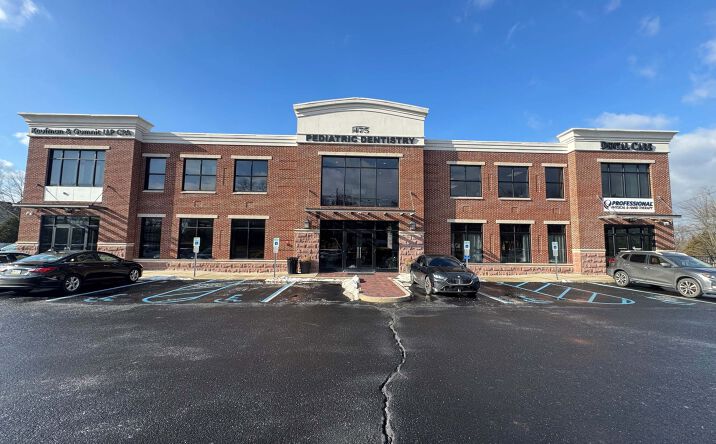 Pictures of Retail property located at 475 N Bridge St, Bridgewater, NJ 08807 for lease - image #1