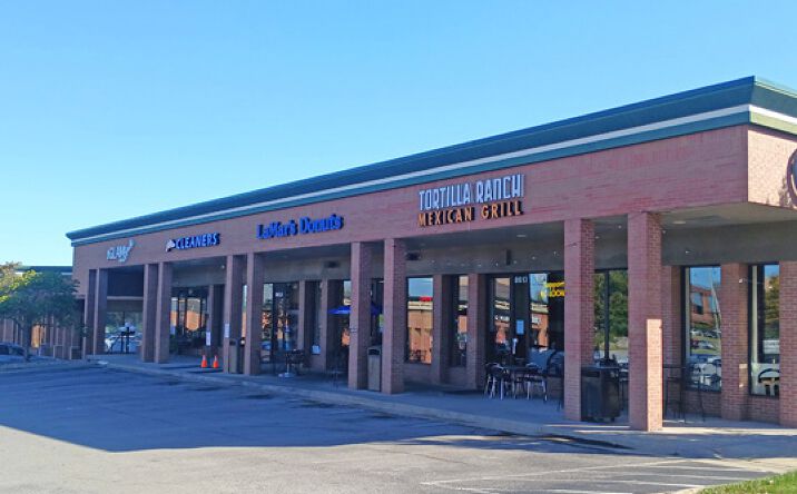 Pictures of Retail property located at 8601-8617 College Boulevard, Overland Park, KS 66210 for lease - image #1
