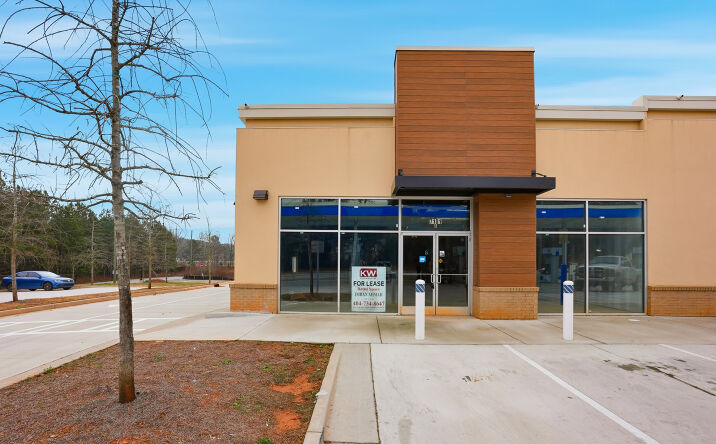 Pictures of Retail property located at 7101 Covington Hwy, Lithonia, GA 30058 for lease - image #1