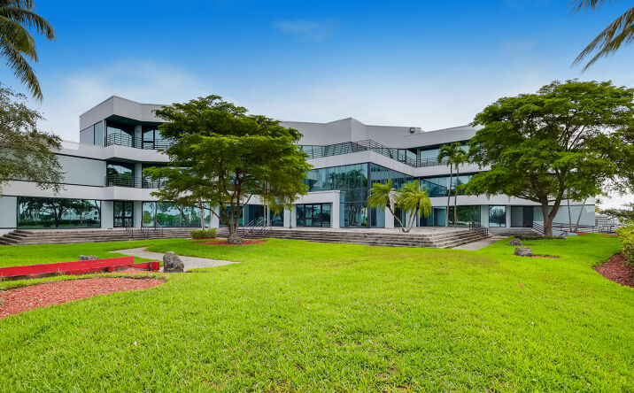 Pictures of Industrial property located at 1800 NW 89th Pl, Doral, FL 33172 for lease - image #1