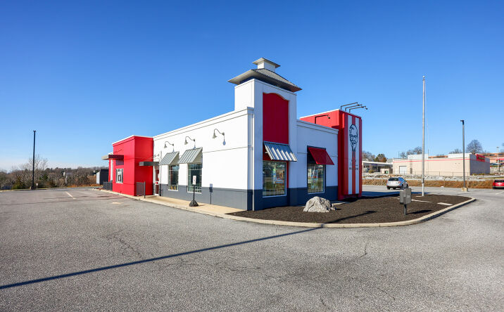 Pictures of Retail, Restaurant property located at 2650 S Queen St, York, PA 17402 for lease - image #1