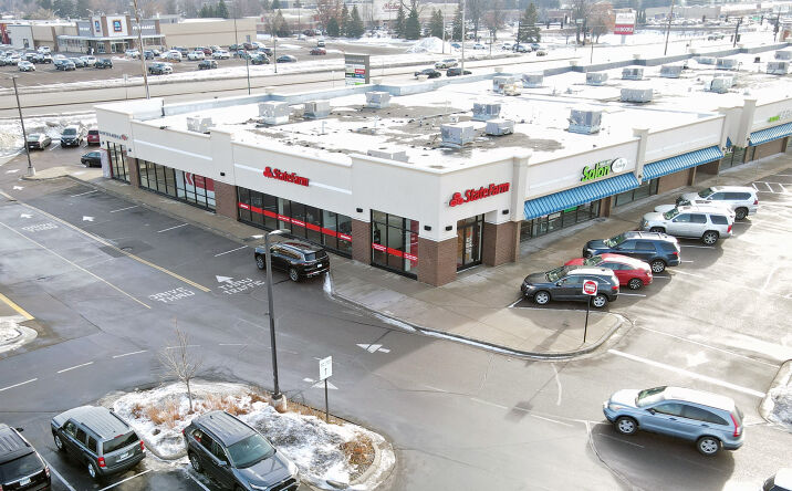 Pictures of Retail, Office property located at 3035 White Bear Ave, Maplewood, MN 55109 for lease - image #1