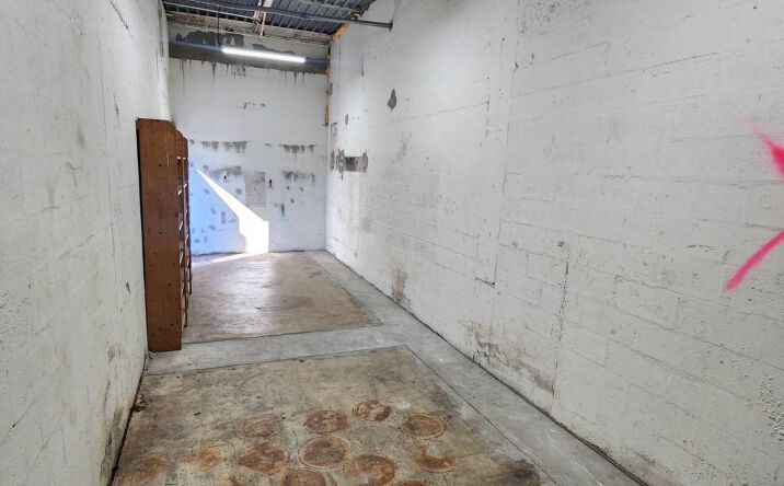 Pictures of Special Purpose, Industrial property located at 800 10th St, Lake Park, FL 33403 for lease - image #1