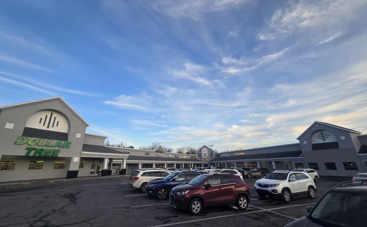 Pictures of Retail, Restaurant property located at 674 PA-196, Tobyhanna, PA 18466 for lease - image #1