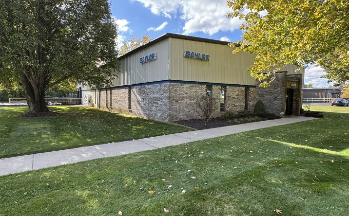 Pictures of Industrial property located at 2509 Ada Dr, Elkhart, IN 46514 for lease - image #1