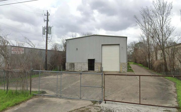 Pictures of Industrial property located at 11903 N Garden St, Houston, TX 77071 for lease - image #1