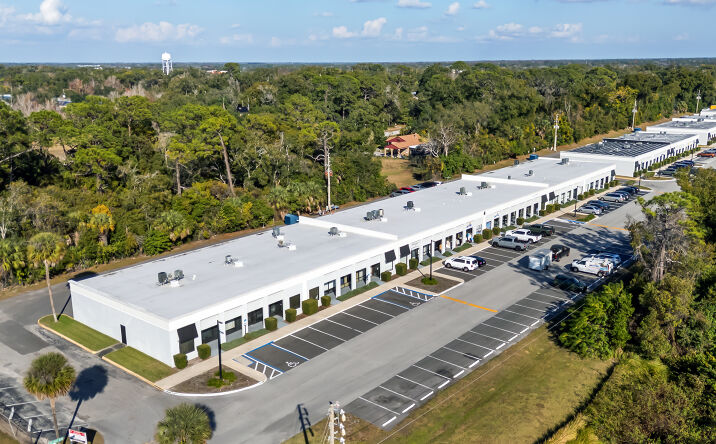 Pictures of Office, Industrial property located at 102-440 Live Oaks Blvd, Casselberry, FL 32707 for lease - image #1