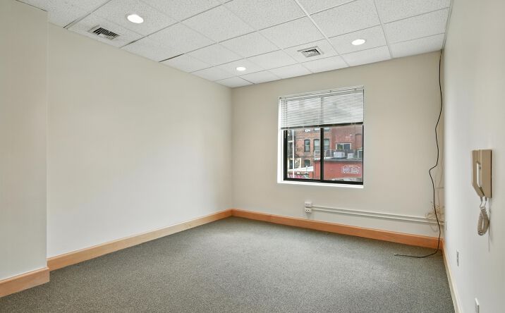 Pictures of Office property located at 5 Strong Ave, Northampton, MA 01060 for lease - image #1