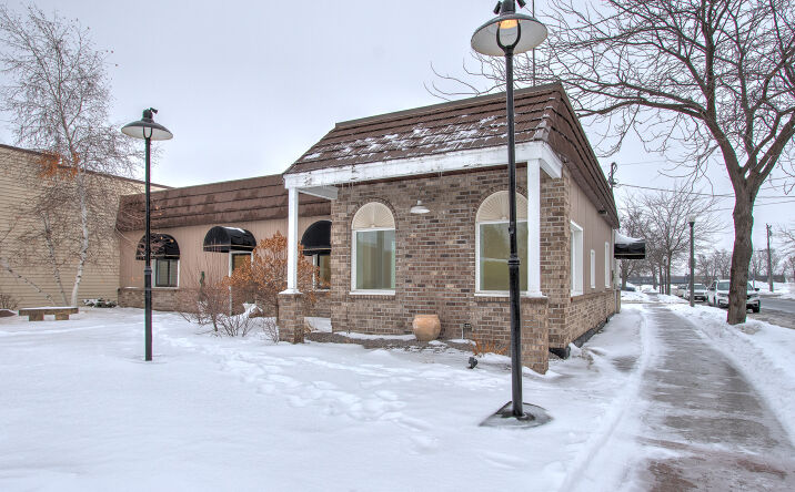 Pictures of Office property located at 244 Main St S, Cambridge, MN 55008 for lease - image #1