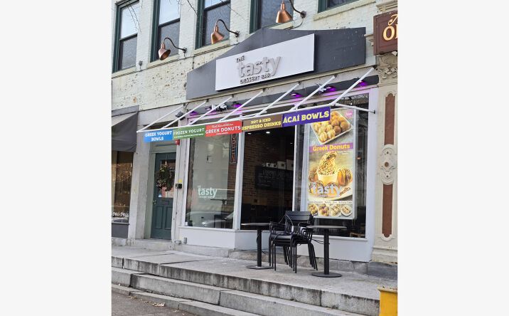 Pictures of Retail property located at 141 Main St, Northampton, MA 01060 for lease - image #1