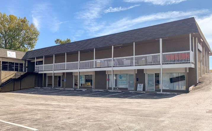 Pictures of Retail, Office property located at 216 - 326  Sonderen St, O'Fallon, MO 63366 for lease - image #1