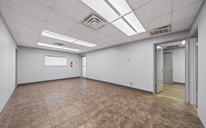 Pictures of Industrial property located at 1102 W Laurel St, San Antonio, TX 78201 for lease - image #1