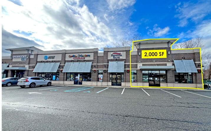 Pictures of Retail, Restaurant property located at 380 NJ-17, Mahwah, NJ 07430 for lease - image #1