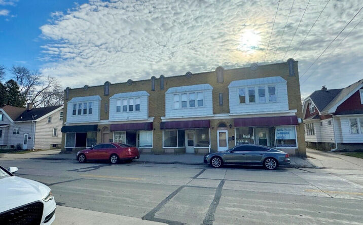 Pictures of Retail property located at 7911 W Becher St, Milwaukee, WI 53219 for lease - image #1