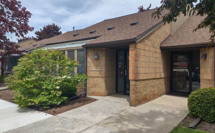 Pictures of Office property located at 2360 E Stadium Boulevard 15, Ann Arbor, MI 48104 for lease - image #1