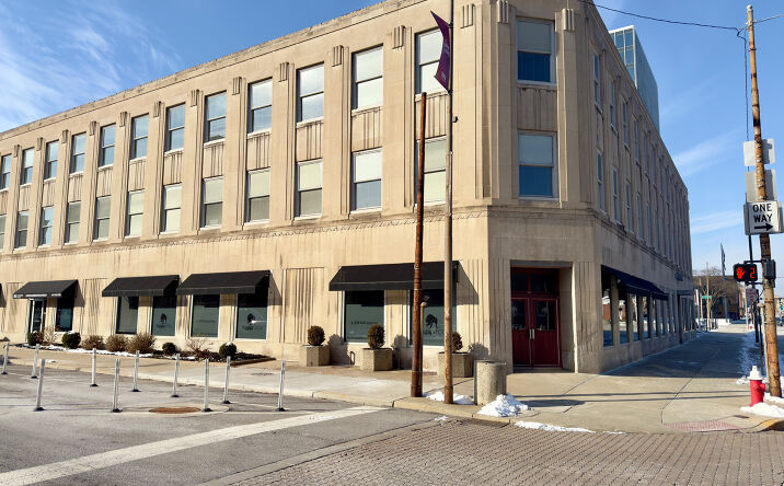 Pictures of Retail property located at 709 Madison Ave, Toledo, OH 43604 for lease - image #1