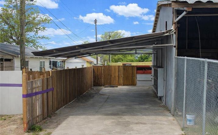 Pictures of Land property located at 2201 N Houston Avenue # B, McAllen, TX 78501 for lease - image #1