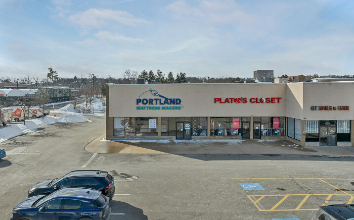 Pictures of Retail property located at 777 S Willow St, Manchester, NH 03103 for lease - image #1