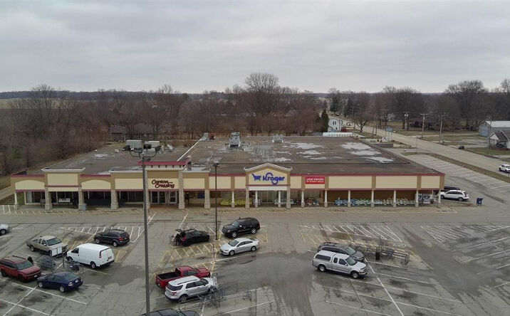 Pictures of Retail, Industrial property located at 1773 E Chestnut St, Canton, IL 61520 for lease - image #1