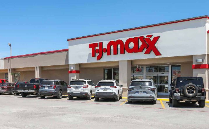 Pictures of Retail, Land property located at 509 W Commerce St, Brownwood, TX 76801 for lease - image #1