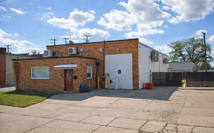 Pictures of Industrial property located at 23295 Blackstone Ave, Warren, MI 48089 for lease - image #1