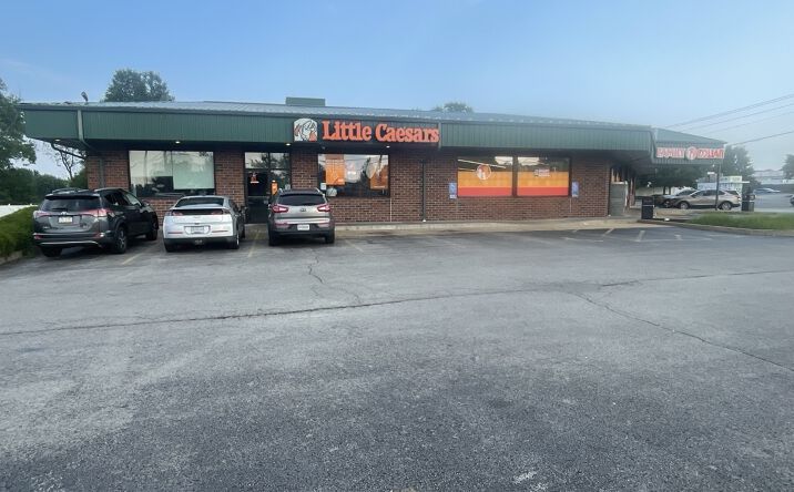 Pictures of Retail property located at 340 Howdershell Rd, Florissant, MO 63031 for lease - image #1