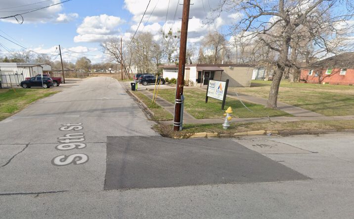 Pictures of Office property located at 810 Morton St, Richmond, TX 77469 for lease - image #1