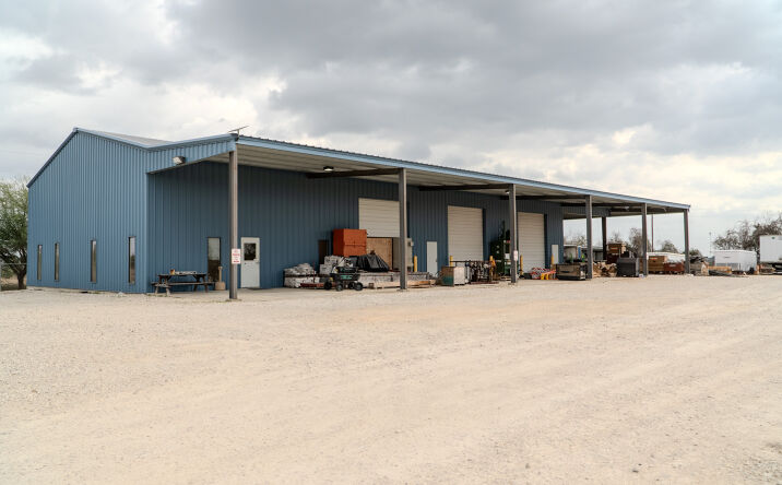 Pictures of Office, Industrial property located at 945 Huser Blvd, Schulenburg, TX 78956 for lease - image #1