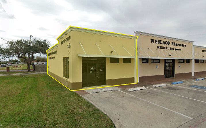 Pictures of Office, Retail property located at 1102 S Airport Dr, Weslaco, TX 78596 for lease - image #1