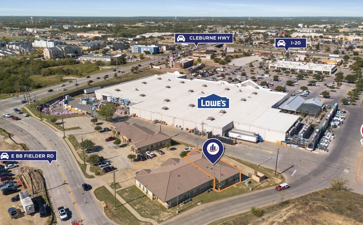Pictures of Office property located at 181 E BB Fielder Rd, Weatherford, TX 76087 for lease - image #1