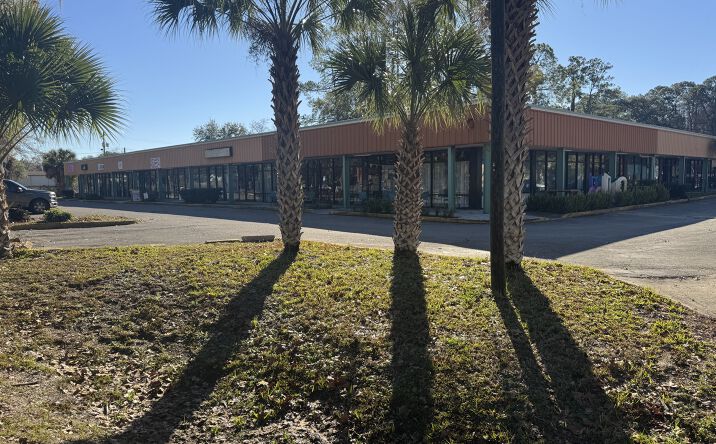 Pictures of Retail property located at 125 NW 23rd Ave, Gainesville, FL 32609 for lease - image #1