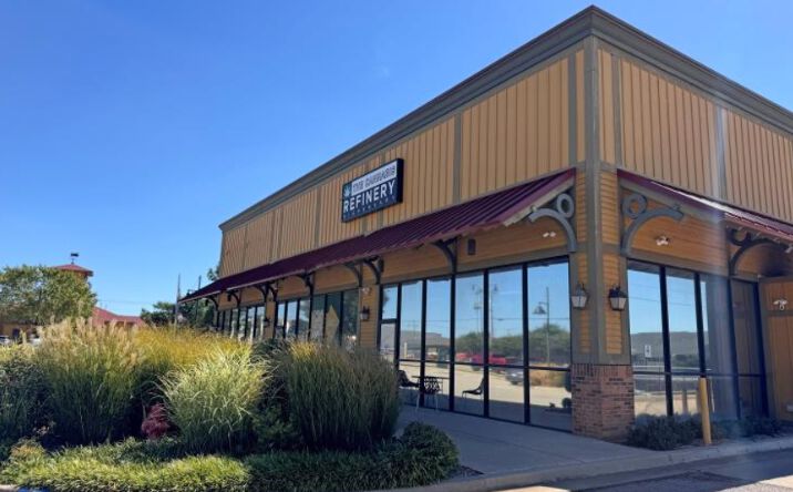 Pictures of Retail, Office, Restaurant property located at 180 W 15th Street, Edmond, Oklahoma, Edmond, OK 73013 for lease - image #1