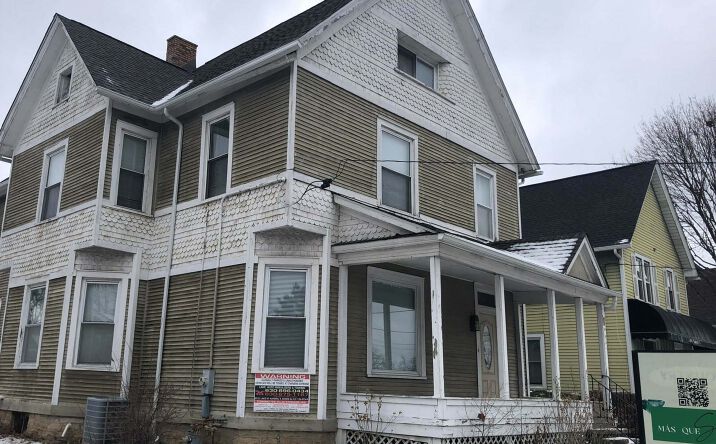 Pictures of Office property located at 514 N Lake St, Aurora, IL 60506 for lease - image #1