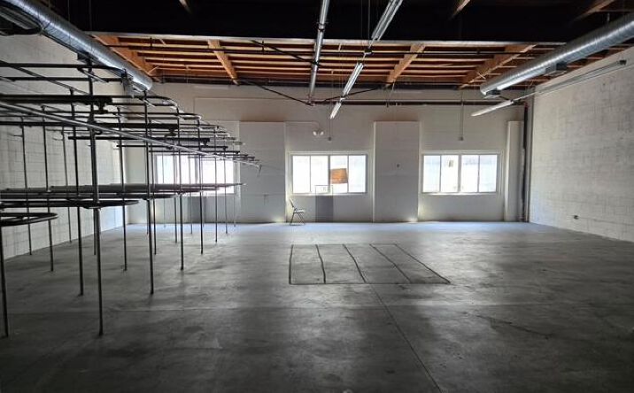Pictures of Industrial property located at 930 E Pico Blvd, Los Angeles, CA 90021 for lease - image #1