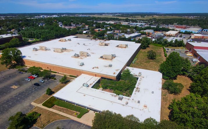 Pictures of Industrial property located at 1000 New Horizons Blvd, Amityville, NY 11701 for lease - image #1