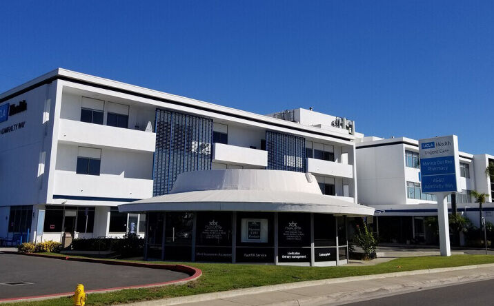 Pictures of Retail, Office property located at 4560 Admiralty Way, Marina Del Rey, CA 90292 for lease - image #1