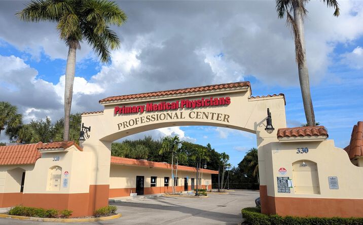 Pictures of Office property located at 320 S State Road 7 300, Plantation, FL 33317 for lease - image #1