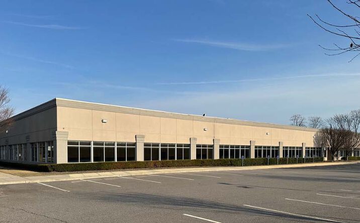 Pictures of Office property located at 576 Broadhollow Rd, Melville, NY 11747 for lease - image #1