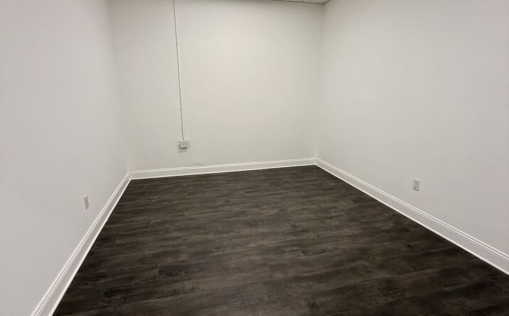Pictures of Office property located at 7016 Charleston Shores Blvd, Greenacres, FL 33467 for lease - image #1