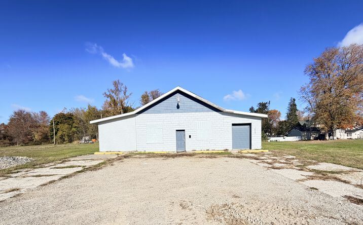 Pictures of Retail, Office, Special Purpose property located at 35 Wells St, Croswell, MI 48422 for lease - image #1