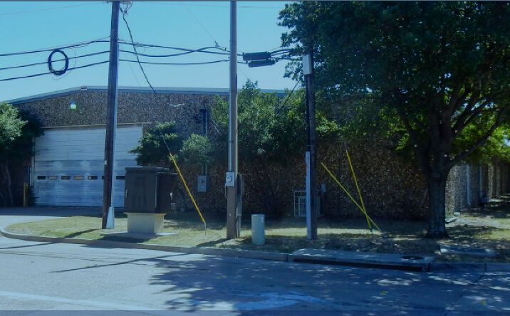 Pictures of Retail, Industrial property located at 15200 Midway Rd, Addison, TX 75001 for lease - image #1