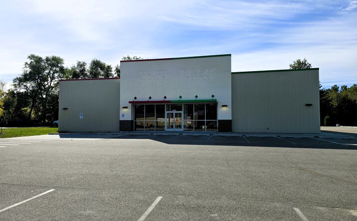 Pictures of Retail property located at 10245 W Vienna Rd, Montrose, MI 48457 for lease - image #1
