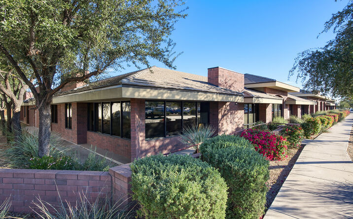 Pictures of Office property located at 4530 E Shea Blvd, Phoenix, AZ 85028 for lease - image #1
