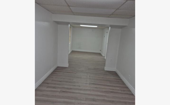 Pictures of Retail, Office property located at 124b Riverside Ave, Roseville, CA 95678 for lease - image #1