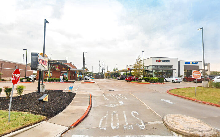 Pictures of Retail, Restaurant property located at 22363 Bellaire Blvd, Richmond, TX 77407 for lease - image #1