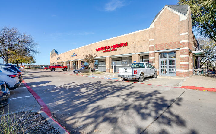 Pictures of Retail, Office, Industrial property located at 2421 Westport Pkwy, Fort Worth, TX 76177 for lease - image #1