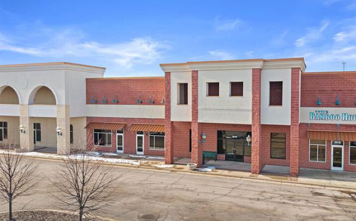 Pictures of Retail, Industrial, Restaurant property located at 3018 Vlg Pk Dr, Plover, WI 54467 for lease - image #1