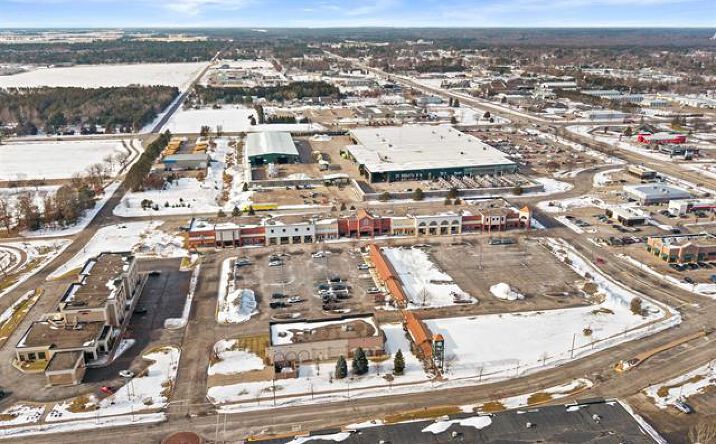 Pictures of Retail, Industrial property located at 3058 Vlg Pk Dr, Plover, WI 54467 for lease - image #1
